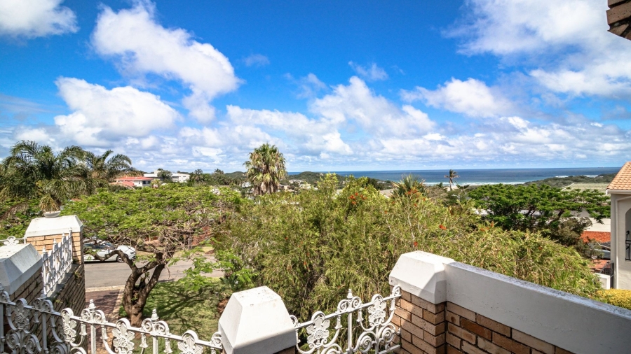 4 Bedroom Property for Sale in Blue Bend Eastern Cape